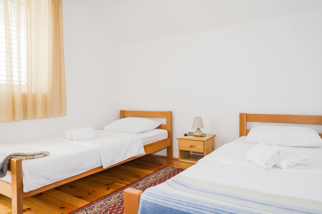 Guest House Sara Zabljak  Bagian luar foto