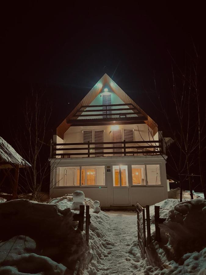 Guest House Sara Zabljak  Bagian luar foto