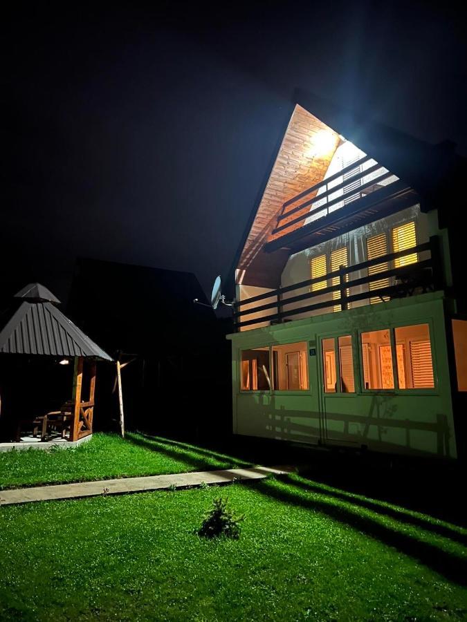 Guest House Sara Zabljak  Bagian luar foto