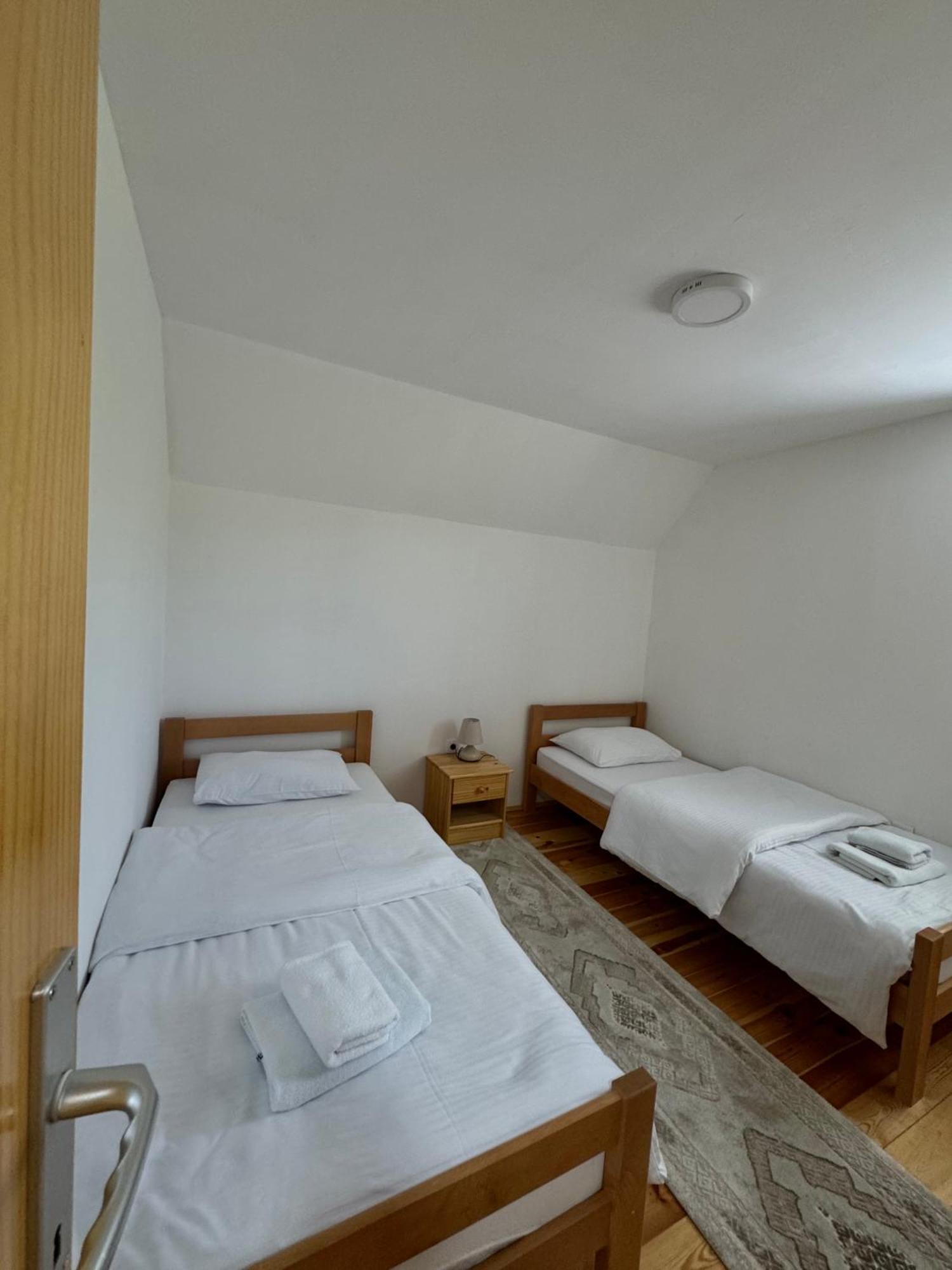 Guest House Sara Zabljak  Bagian luar foto